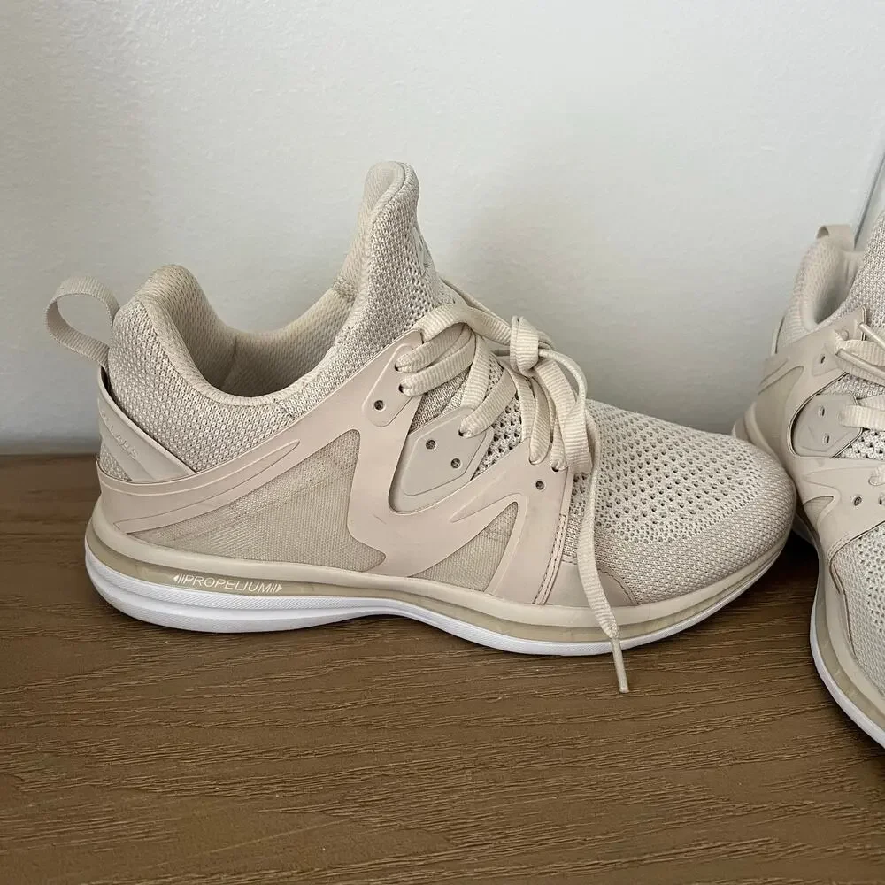 APL Athletic Propulsion Labs Ascend Women's Cream Training Shoes 10.5